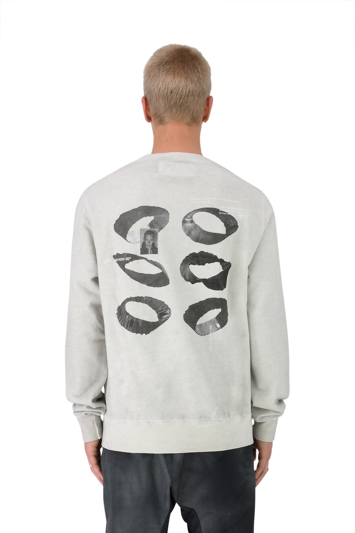 Edgaras Sweater