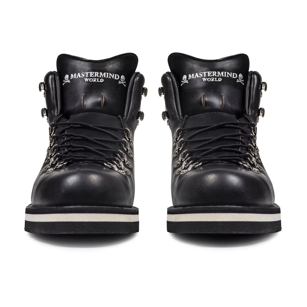MASTERMIND WORLD x DANNER BOOTS SKULL LOGO, BLACK